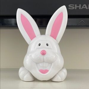EASTER BUNNY WIND UP TOY